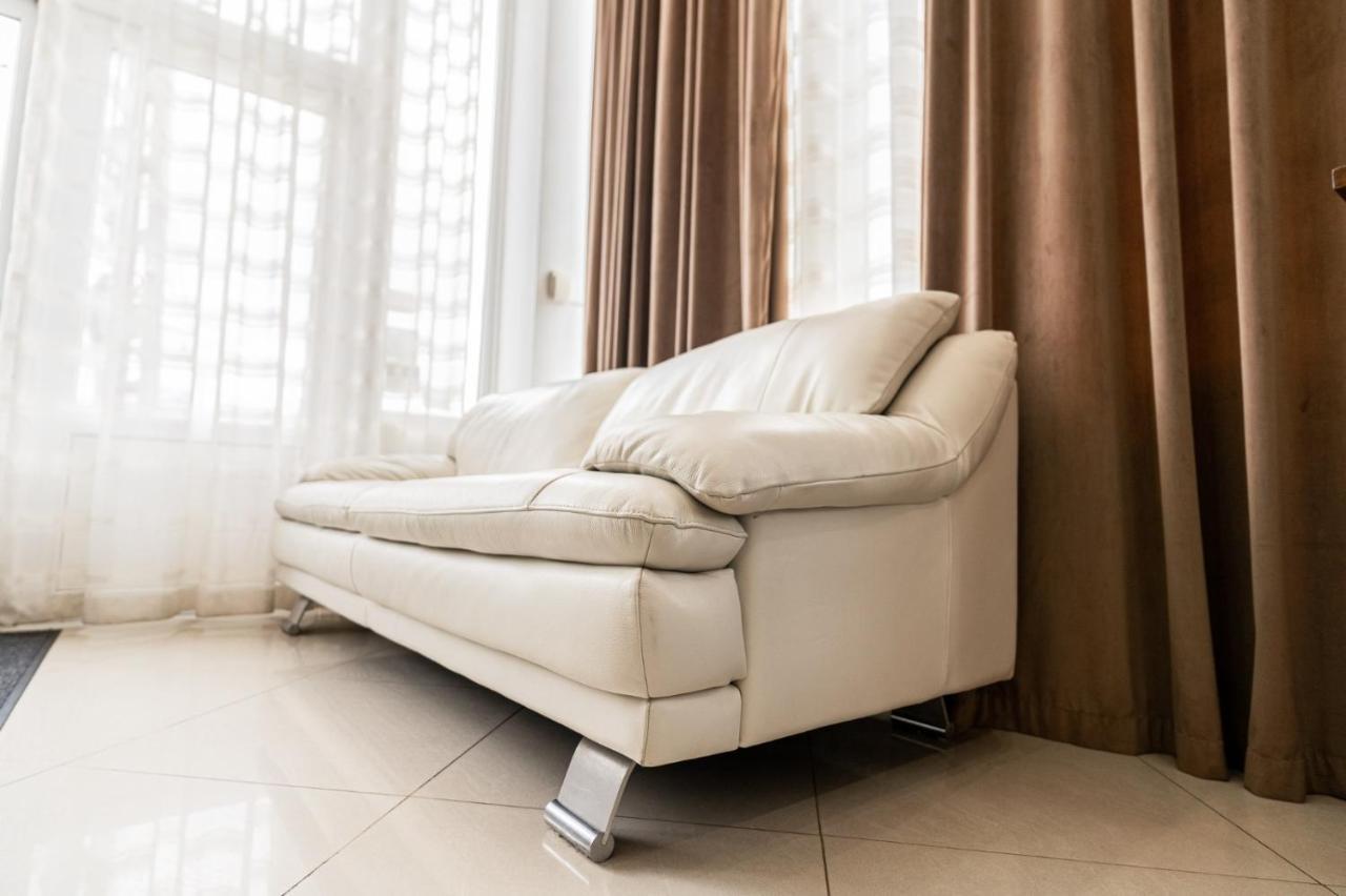 Guest house De Inchiriat Elisei 3*